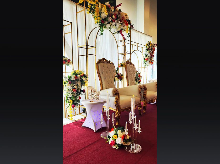 luxury-throne-chair-wedding-couple-for-rent-near-me